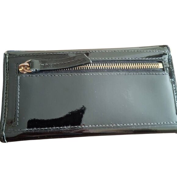 Dooney & Bourke Patent Leather Black Tri-Fold Wallet – Long Style - Picture 5 of 8